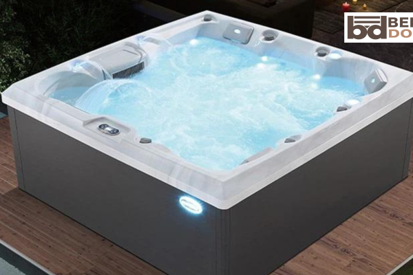 Jacuzzi te brendshem dhe te jashtem